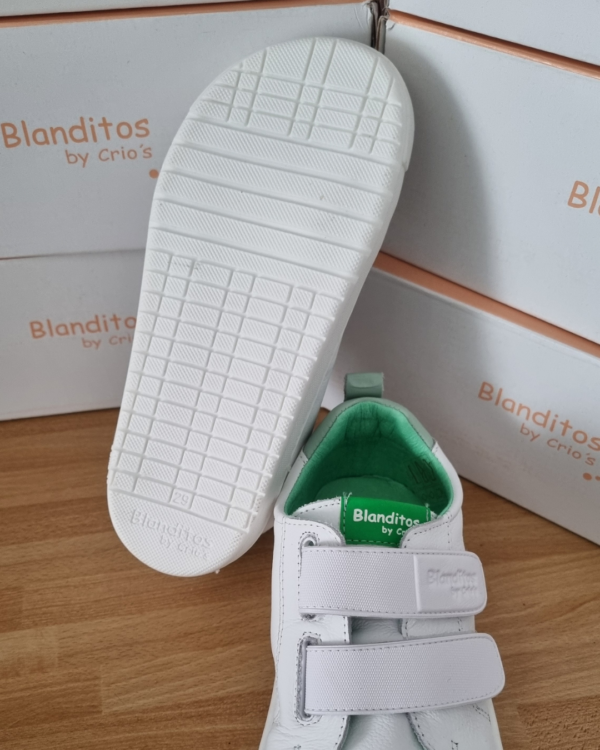 Barefoot Rio Blanditos